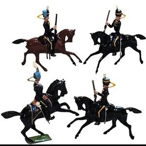 Britain miniatures Britain's soldiers in orig box 3rd Hussars Kings own no. 13